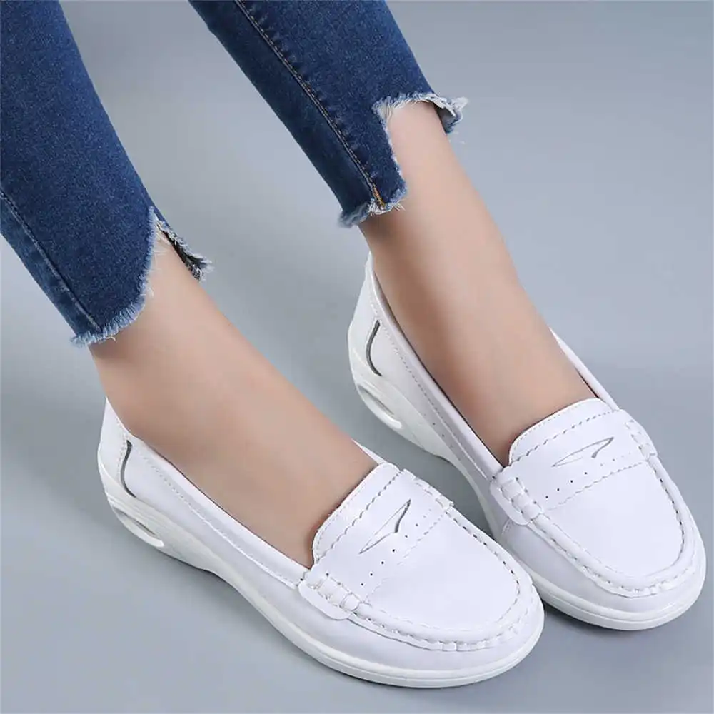 Thick Sole Slipon White Traine - Useful Tech Accessories Gifts For Husband 评论和价格