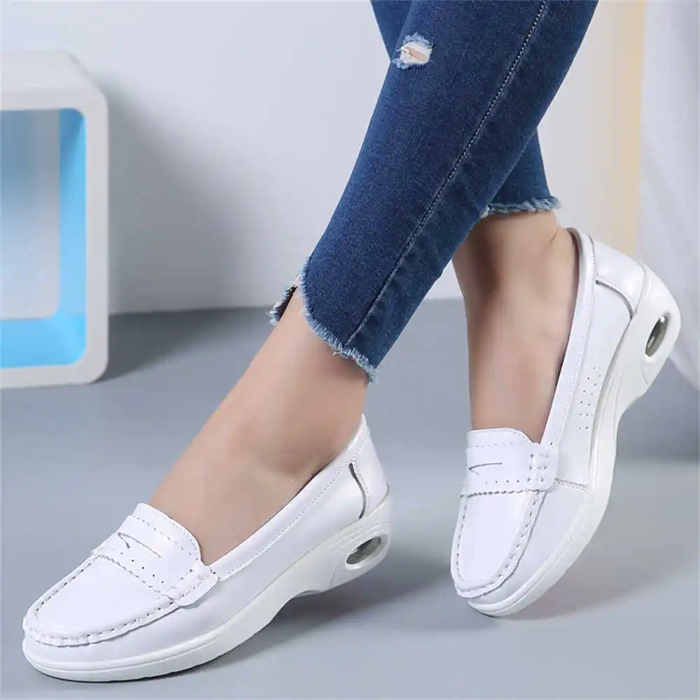 Thick Sole Slipon White Traine - Useful Tech Accessories Gifts For Husband 评论和价格