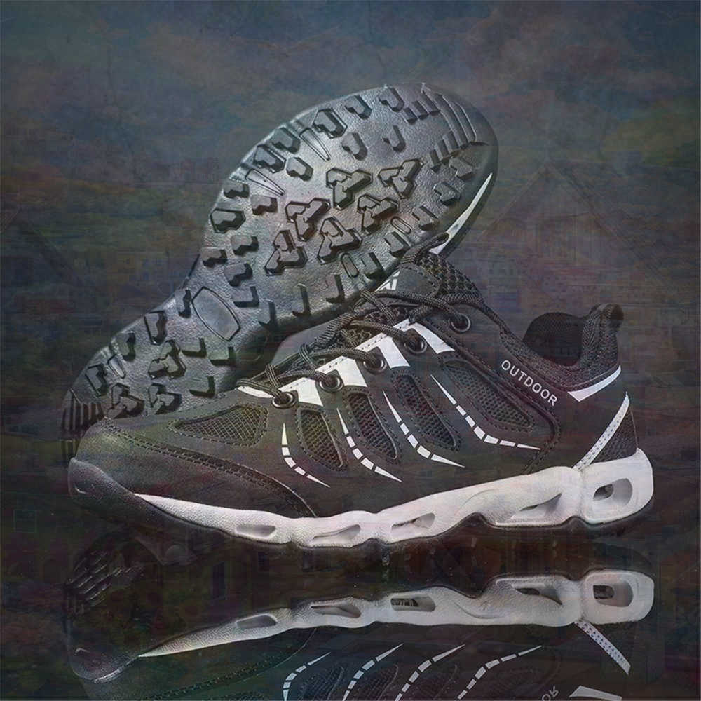 Sumer Round Tip Silver Sneaker - Tech Accessories Ideas 评论和价格